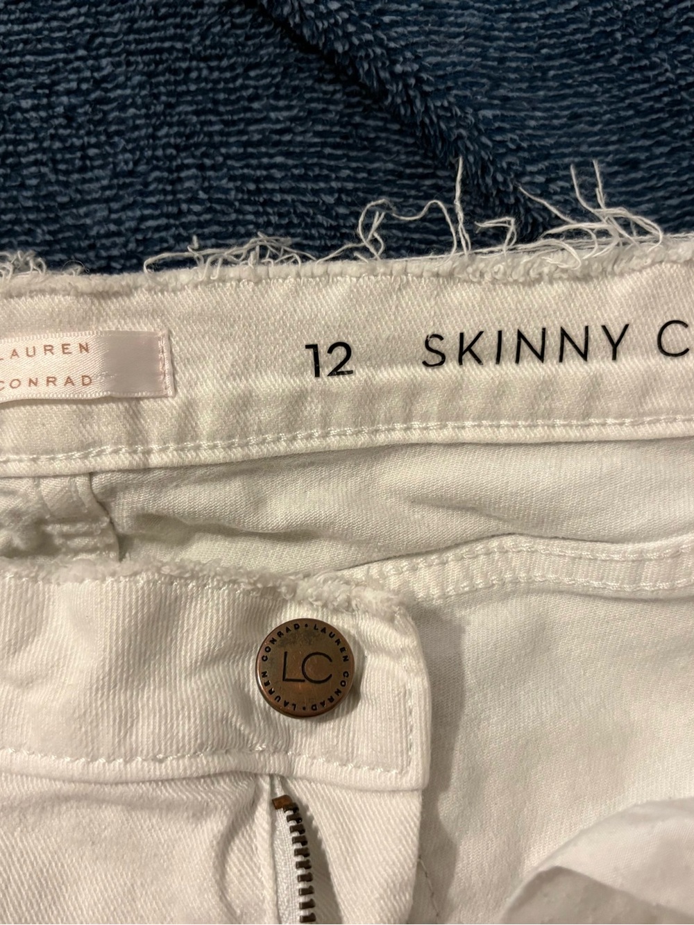LC Lauren Conrad White Skinny Jeans - Classic Slim Fit